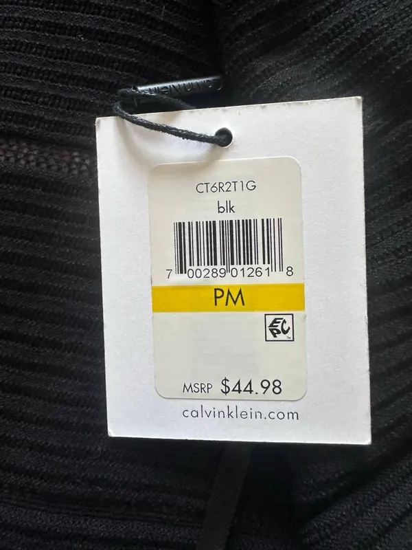 Продается крфточка calvin klien 4 Продается крфточка calvin klien 4