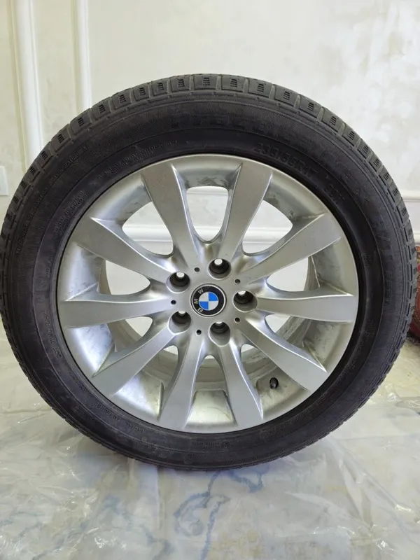 Дикий на бмв размер 17 . 5 × 120. Цена 200$