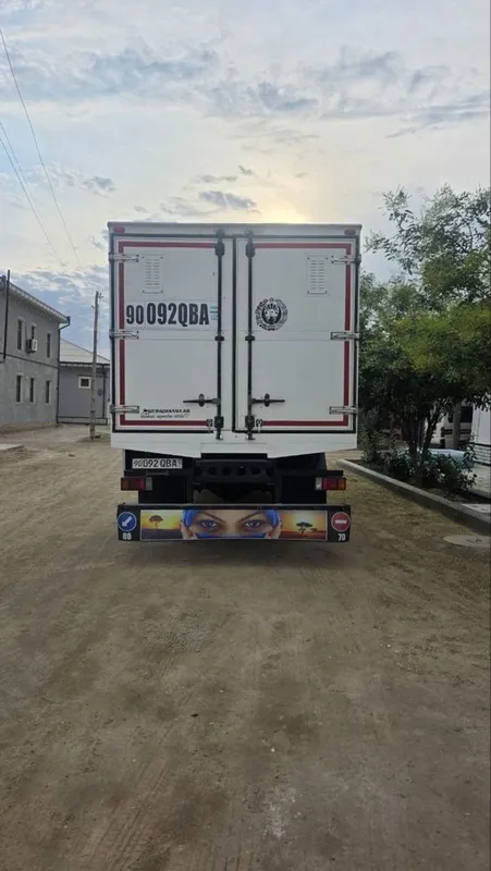 Isuzu 2021 yil 10 tonnalik 4 Isuzu 2021 yil 10 tonnalik 4