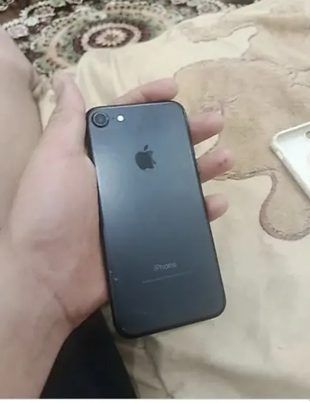 iPhone 7 32gb uselini 100