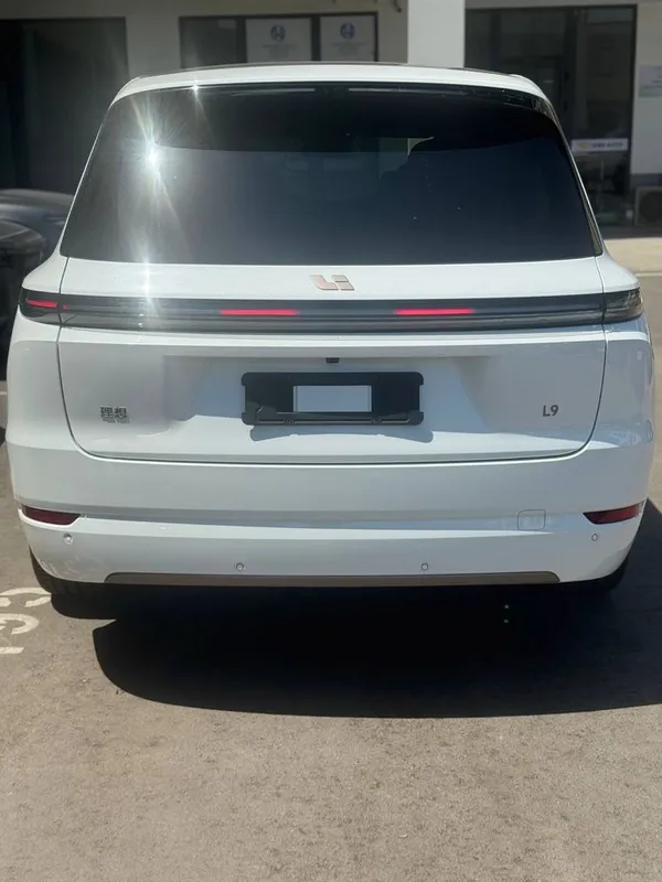 Li9 ultra restyling 5