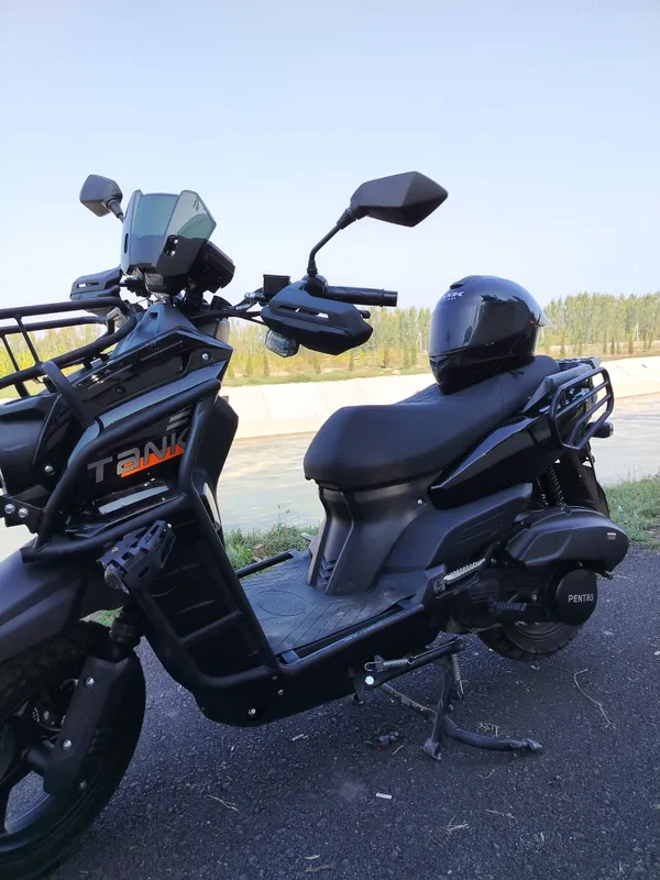 Продаётся скутер Tank 4 Продаётся скутер Tank 4