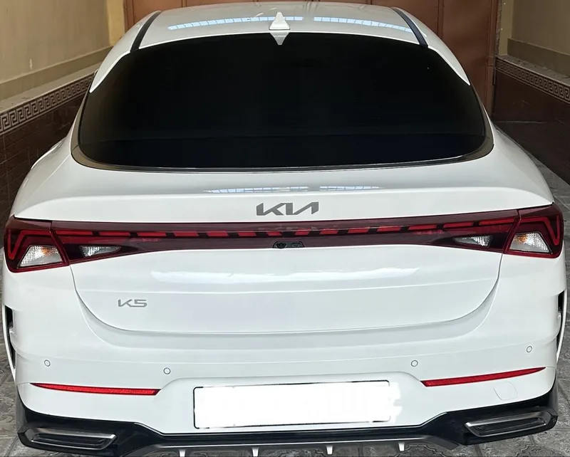 Kia K5 Prestige