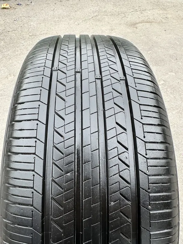 Hankook 225/50 R18 — 2 шт в отличном состоянии — фото 2 Hankook 225/50 R18 — 2 шт в отличном состоянии — фото 2