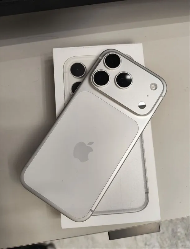 Iphone 17 pro 100% 256GB