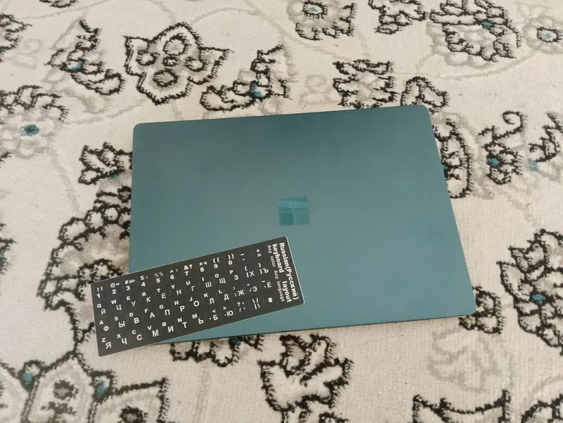 Noutbuk Surface laptop2 core i5 — фото 5