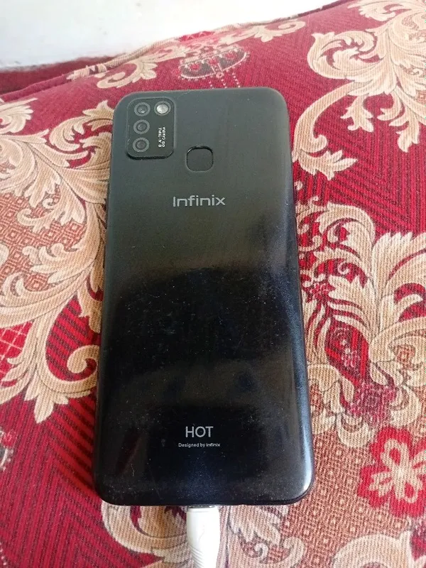 Infinix hot 10. . 1