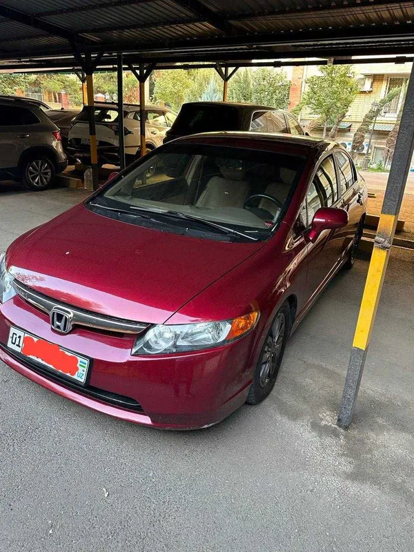 Honda Civic 2008г Америка — фото 1