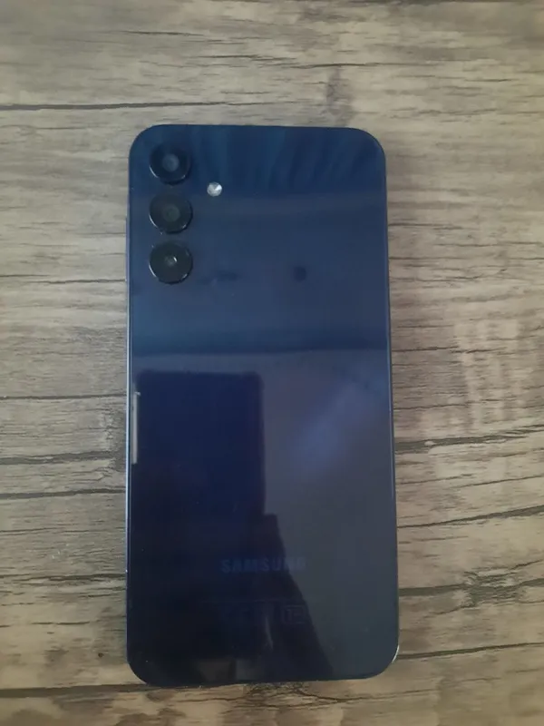 Galaxy a15 8/256 гб sotiladi
