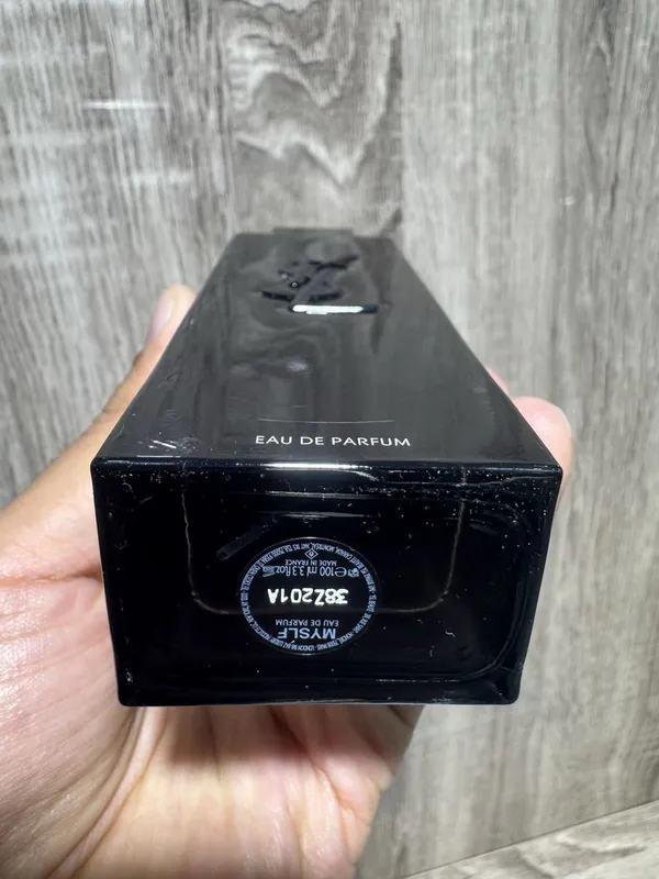 Yves Saint Laurent MYSLF Eau de Parfum Le Parfum — фото 2