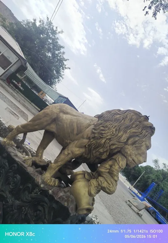 Sher haykali sotiladi — фото 2