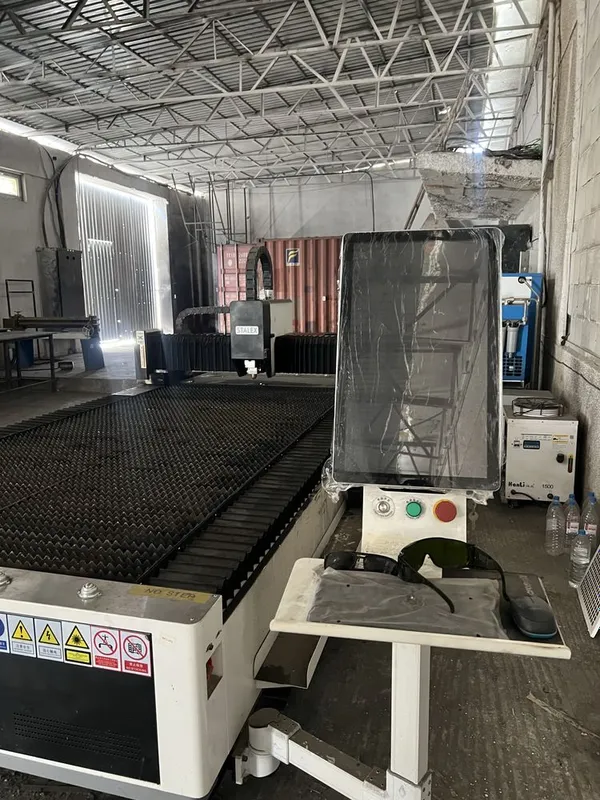 STALEX CNC Fiber lazer metall kesish stanogi 1500×3000 1