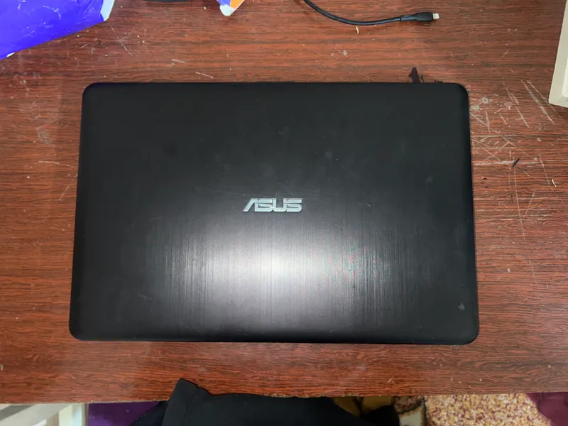 Ноутбук Asus 2