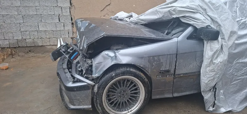 Bmw e36 sotiladi srochna pul kerak — фото 3