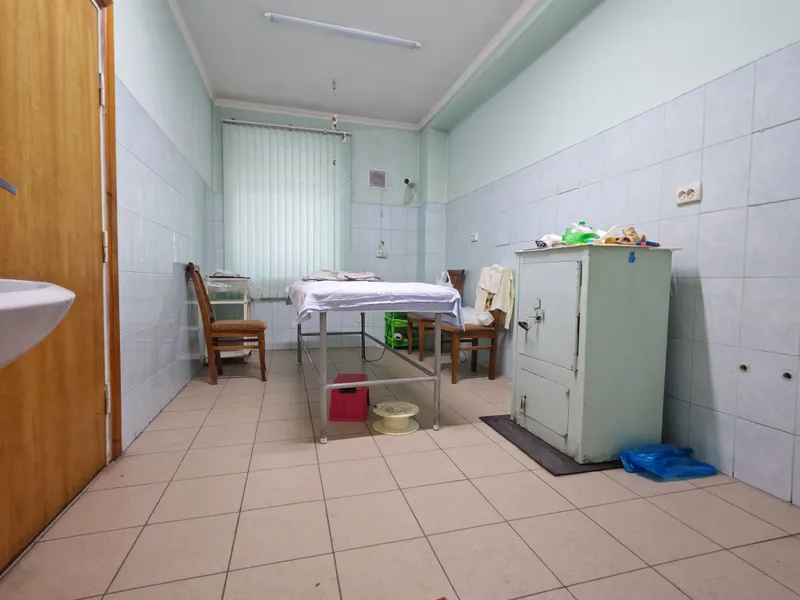 СДАЁТСЯ В АРЕНДУ КОММЕРЧЕСКОЕ ПОМЕЩЕНИЕ (1-Й ЭТАЖ) 4 СДАЁТСЯ В АРЕНДУ КОММЕРЧЕСКОЕ ПОМЕЩЕНИЕ (1-Й ЭТАЖ) 4