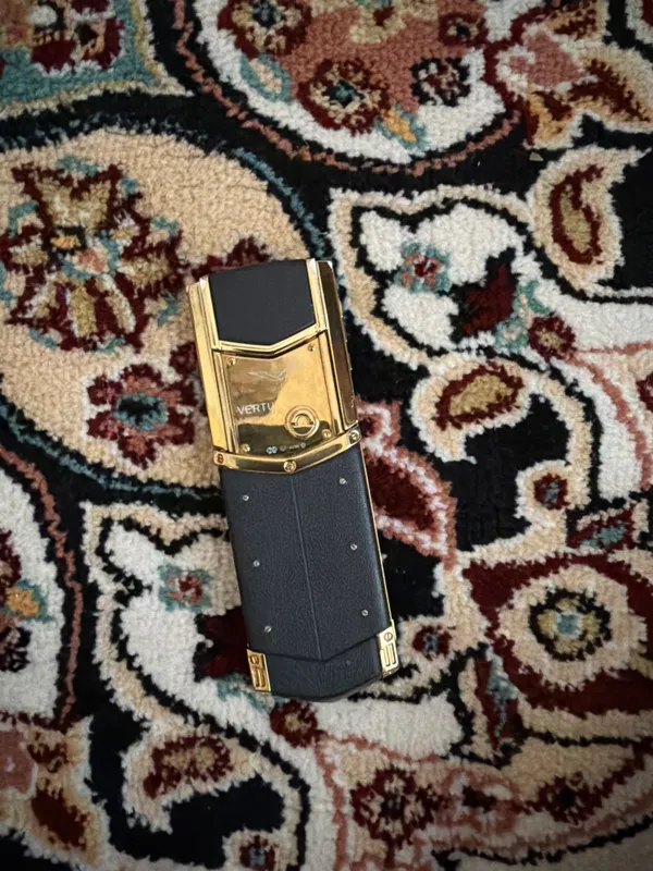 Продаётся vertu 2 Продаётся vertu 2