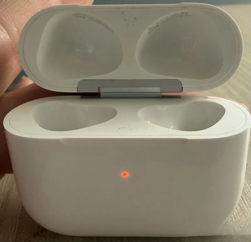 Apple AirPods 3 — оригинальные, б/у 5 Apple AirPods 3 — оригинальные, б/у 5