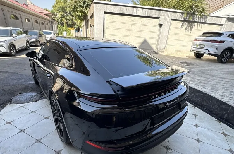Porsche panamera 4 4 Porsche panamera 4 4