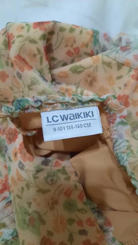 Платья для девочк от Waikiki — фото 1