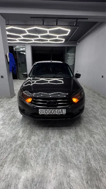 Lada granta avtamat sotiladi ! 1
