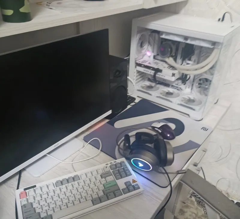 Komplekt kompyuter 1 Komplekt kompyuter 1