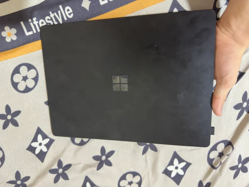 Microsoft laptop 3 2 Microsoft laptop 3 2