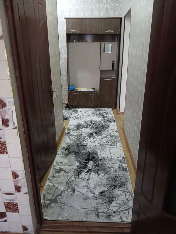 Сдаётся квартира 2х комнатная кирпичный дом 2 этаж — фото 1