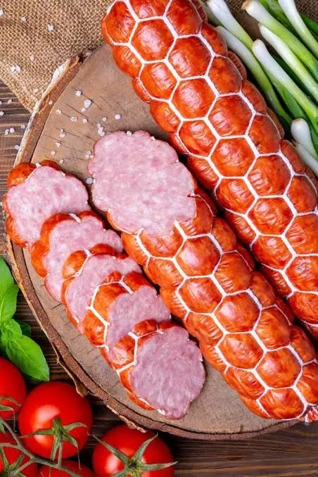 Kolbasa zavodga xomashyo yetqazib beruvchilarni hamkorlikga taklif