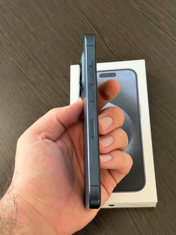 iPhone 15 Pro Titanium Blue 128GB 92% 6 iPhone 15 Pro Titanium Blue 128GB 92% 6
