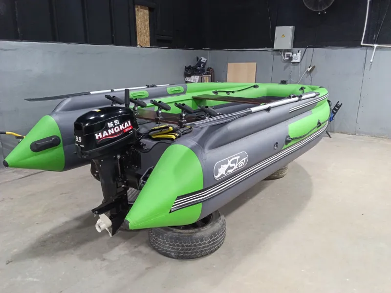 Продам лодку ПВХ с мотором Skat-400 4