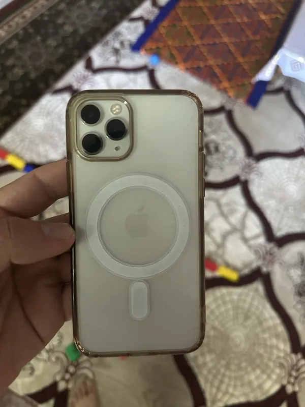 Iphone 11 pro satiladi 2