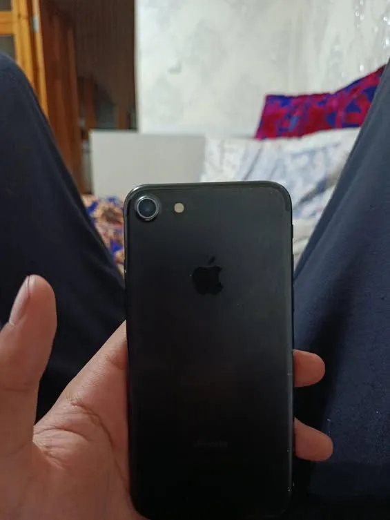 Iphone 7 32 Gb 100 yonkis qldrilgan
