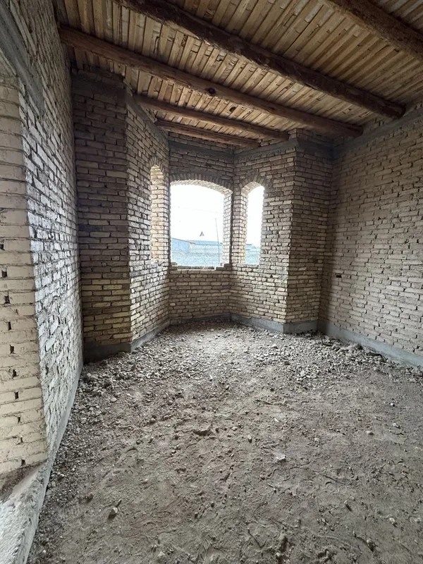 СРОЧНО! Карши шахар Беклар Массиви 5 хонали катта уй, ховли, участка — фото 3