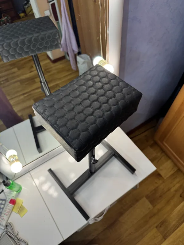 Pedikyur uchun oyoq qo‘yiladigan barqaror taglik 3