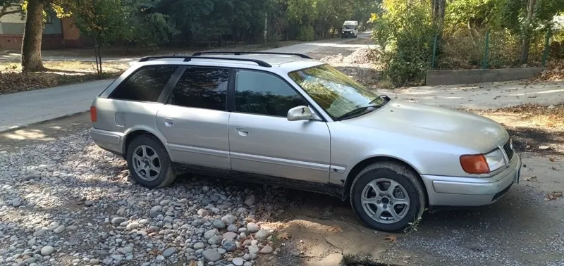 Audi C4 100 2.3 l 6 Audi C4 100 2.3 l 6