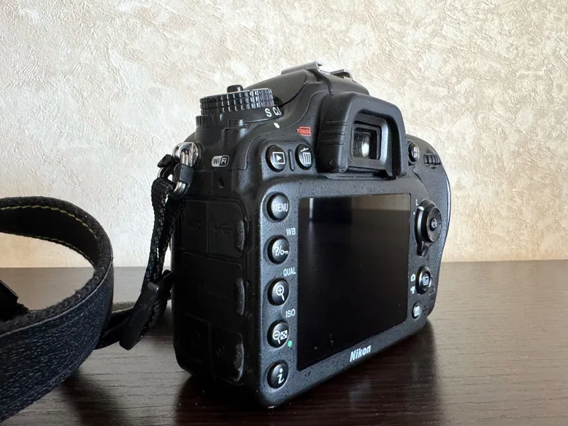 Фотоаппарат Nikon D7200 Body — фото 1