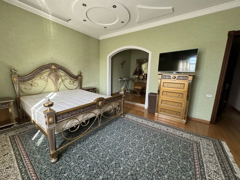 3-комн квартира, 270 м², 3/6 этаж (вторичка) — фото 7