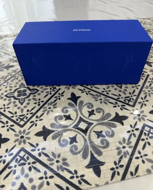 Oakley Meta Gen 2. Ray-Ban 310$ 2