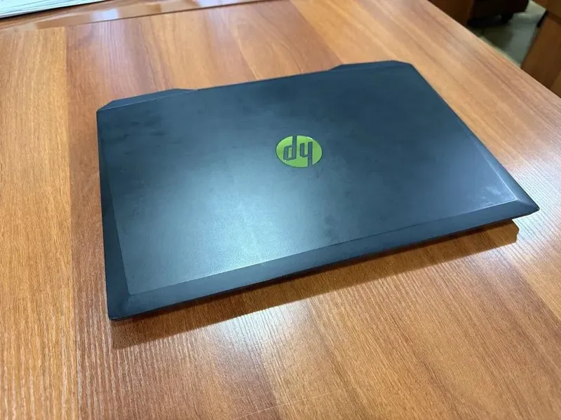 Hp pavilion gayming v15 2