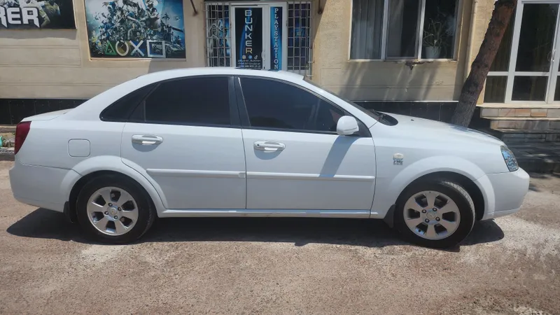 Lacetti avtomat 1.8 motor sotiladi 5 Lacetti avtomat 1.8 motor sotiladi 5