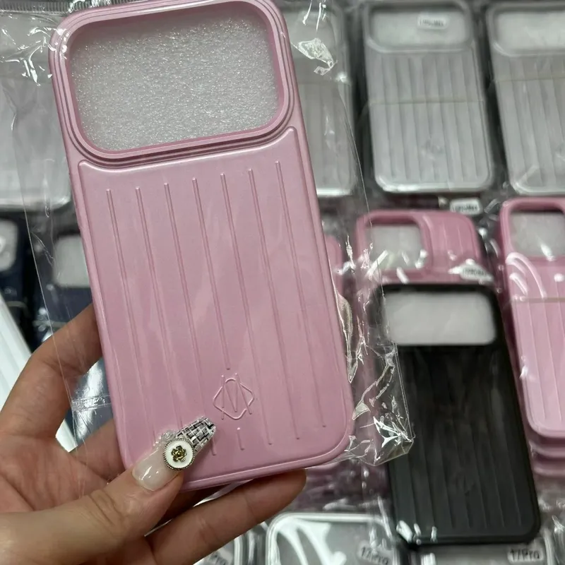 чехол Rimowa 2 чехол Rimowa 2
