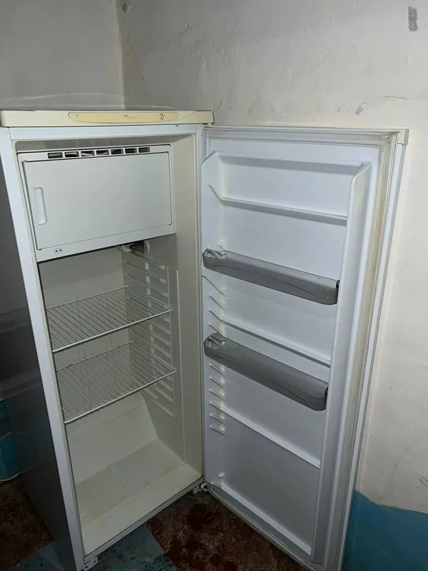 Продается Холодильник