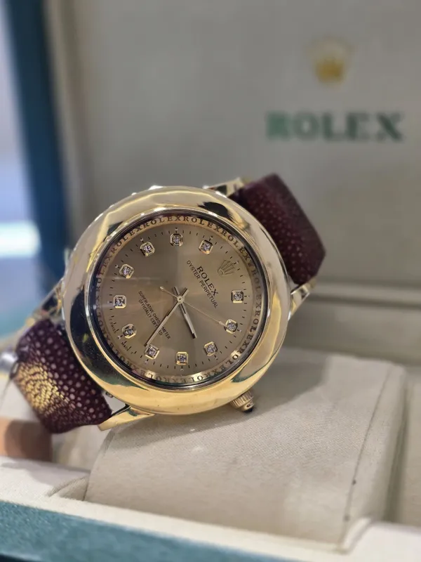 Крупная унисекс модель от Rolex 2 Крупная унисекс модель от Rolex 2