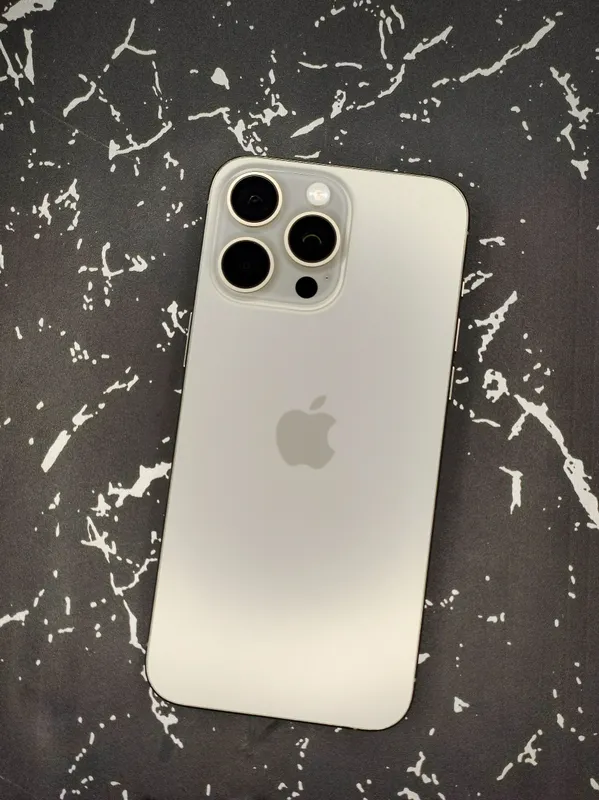 iPhone 15 Pro Max