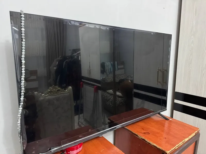 Televizor smart 43 tali srochna