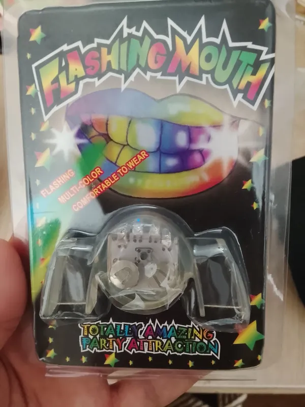 trendagi yonuvchi tish kapasi