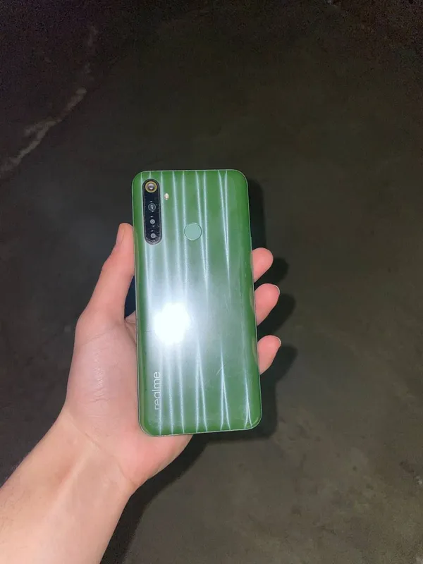 Realme 6 i 2