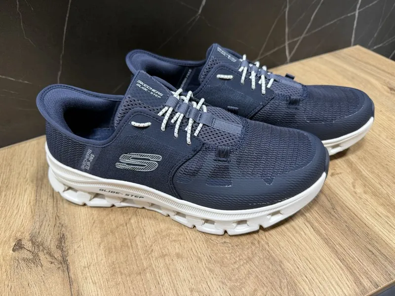 Кроссовки Skechers — фото 1
