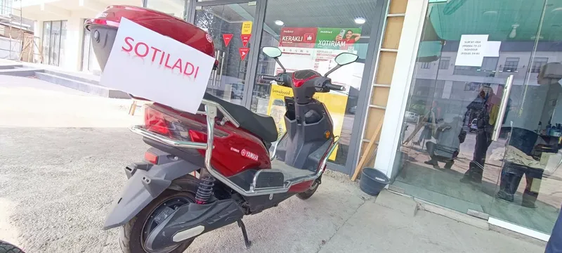 Yamaha elektor skuter — фото 2