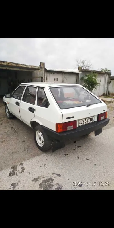 Ваз 2109 Спутник 1989 года с новыми запчастями на Двс, КПП и инструм. — фото 1